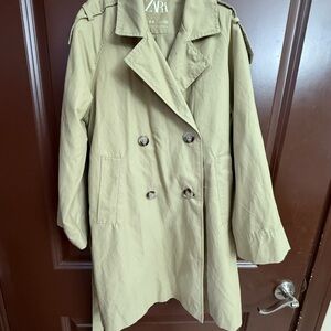 Zara Women's Classic Beige Trench Coat
